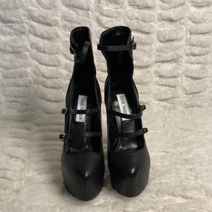 Steve Madden Dallus Black Leather Heels
